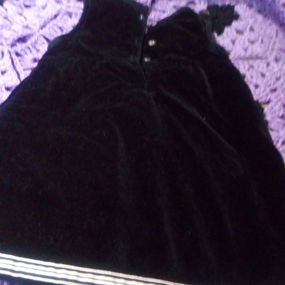 OLD Navy black toddler dress and baby crew yellow gingham dress. Both size 2T - Picture 12 of 15